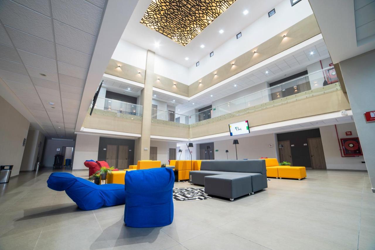 Th Hotel & Vivienda Tepatitlan de Morelos Εξωτερικό φωτογραφία