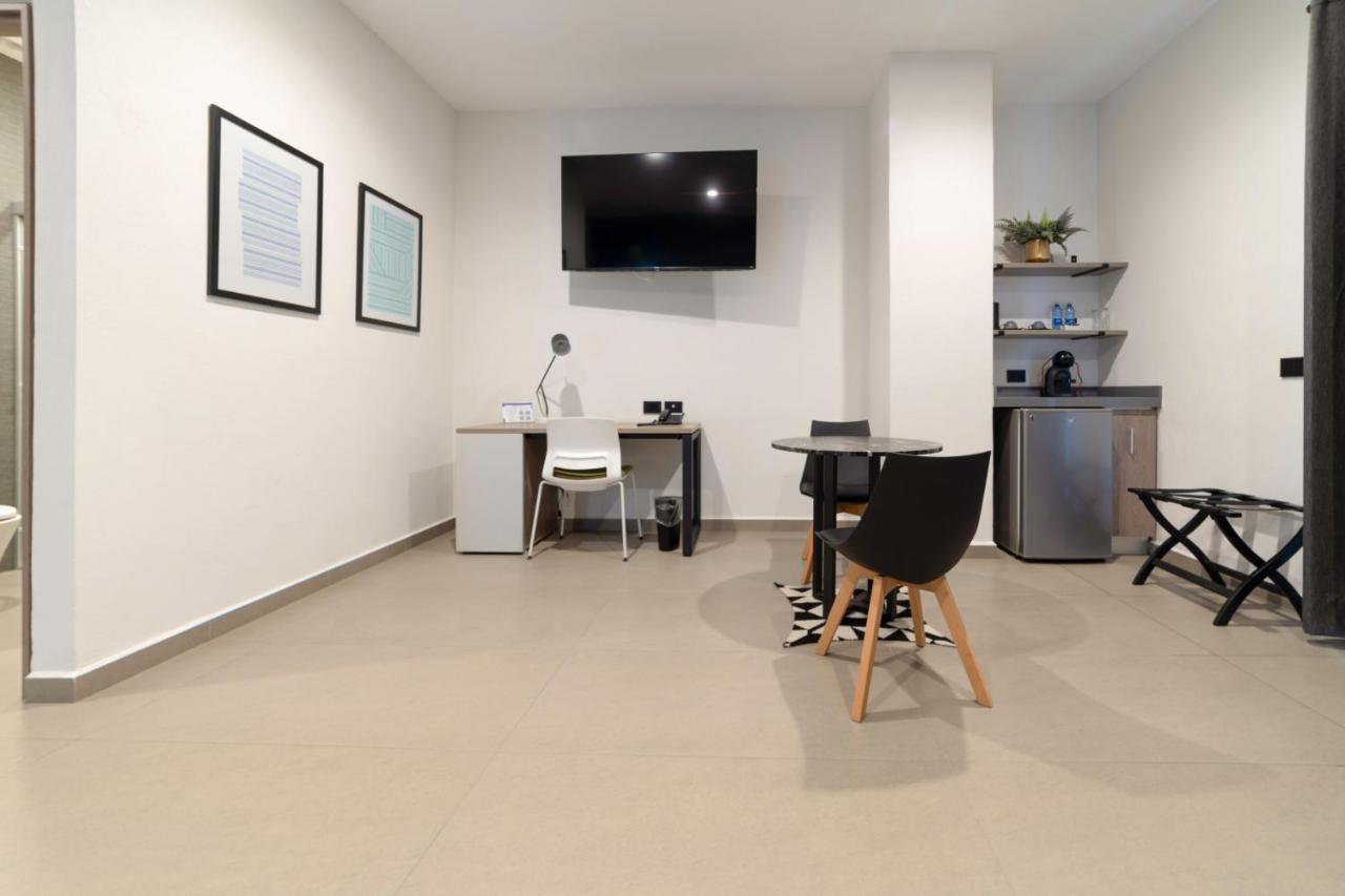 Th Hotel & Vivienda Tepatitlan de Morelos Εξωτερικό φωτογραφία