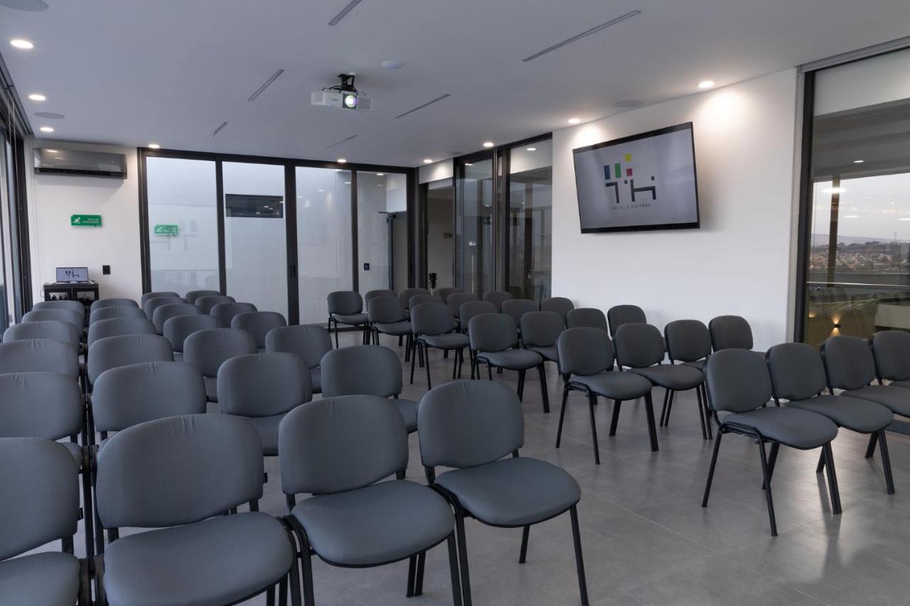 Th Hotel & Vivienda Tepatitlan de Morelos Εξωτερικό φωτογραφία